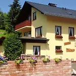 Sonnentraum Willingen - 95Qm, 3 Schlafzimmer, 3 Baeder, Balkon & Bergblick