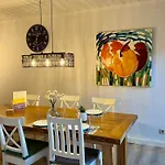 Sonnentraum Willingen - 95Qm, 3 Schlafzimmer, 3 Baeder, Balkon & Bergblick 아파트