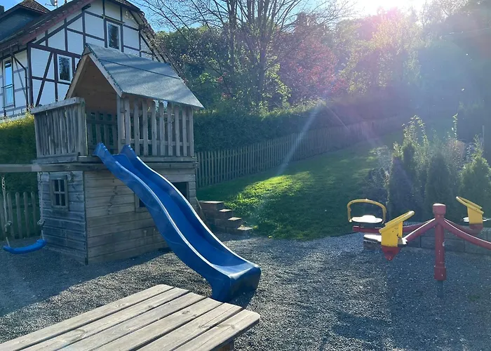 Appartamento Sonnentraum Willingen - 95Qm, 3 Schlafzimmer, 3 Baeder, Balkon & Bergblick *